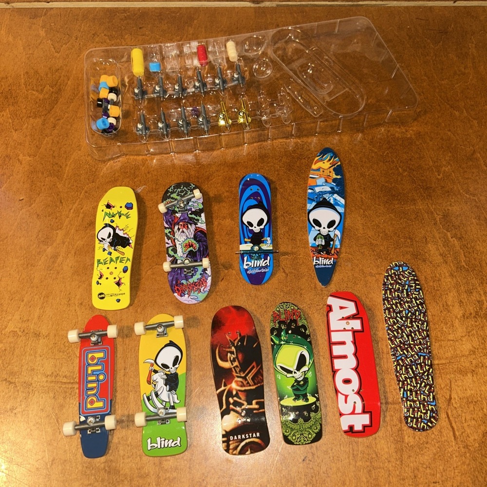 Tech Deck Boards & Wheels Lot Blind, Darkstar, Almost Set E4